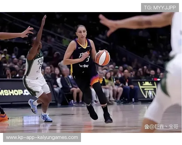 凤凰城水星篮下连续得手,WNBA外线空间打开